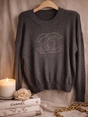 CHANEL Charcoal Gray Crewneck Logo dupe Sweater
